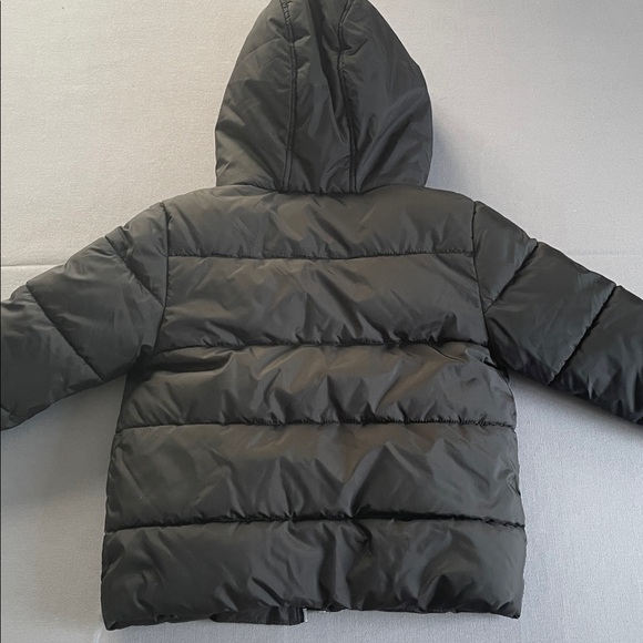 Black Fleece Puffer Jacket - Picture 7 of 7
